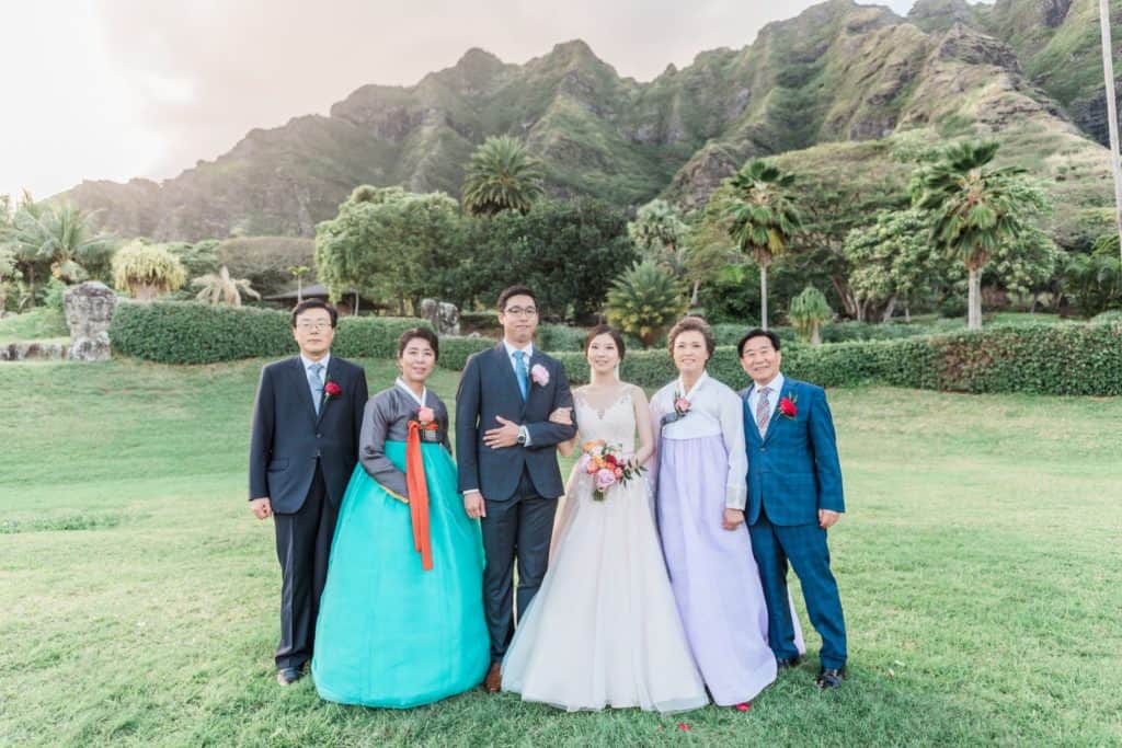 oahu korean wedding photographer at kualoa ranch