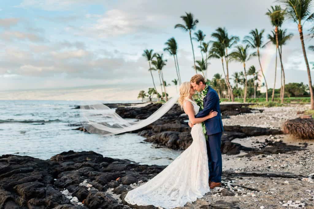 big island wedding photographer at mauna lani resort
