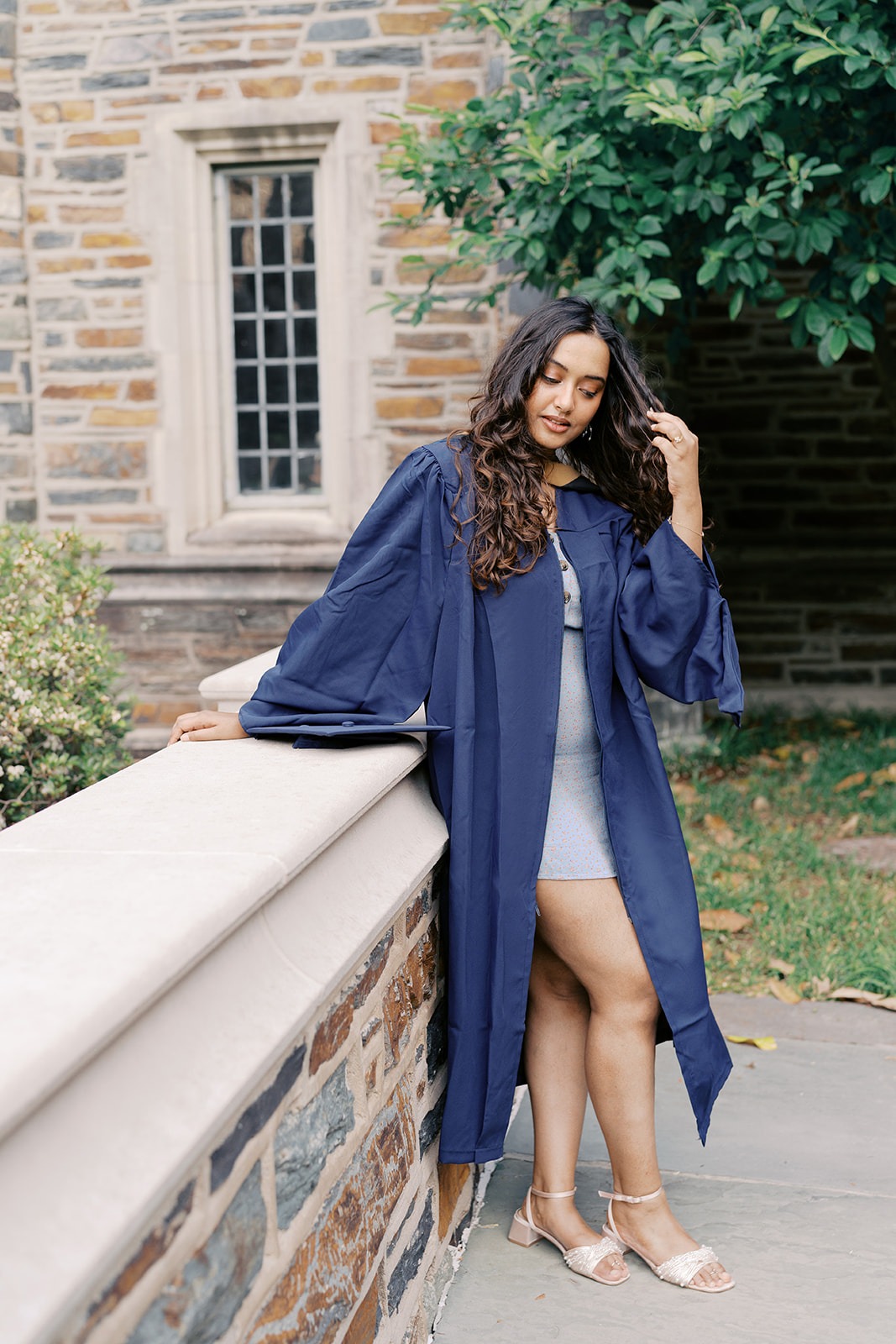 duke senior portrait graduation photoraphy at duke chapel
