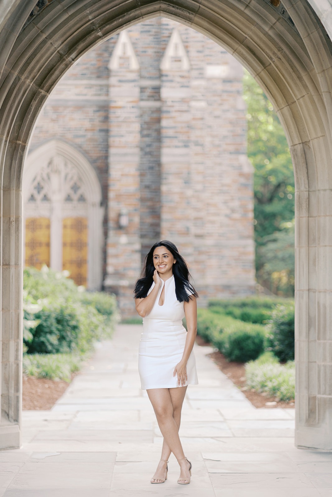 duke senior portrait graduation photoraphy at duke chapel